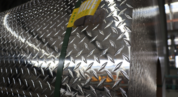 明泰铝业 5052 铝板_花纹板定制_全国直发_原厂质保